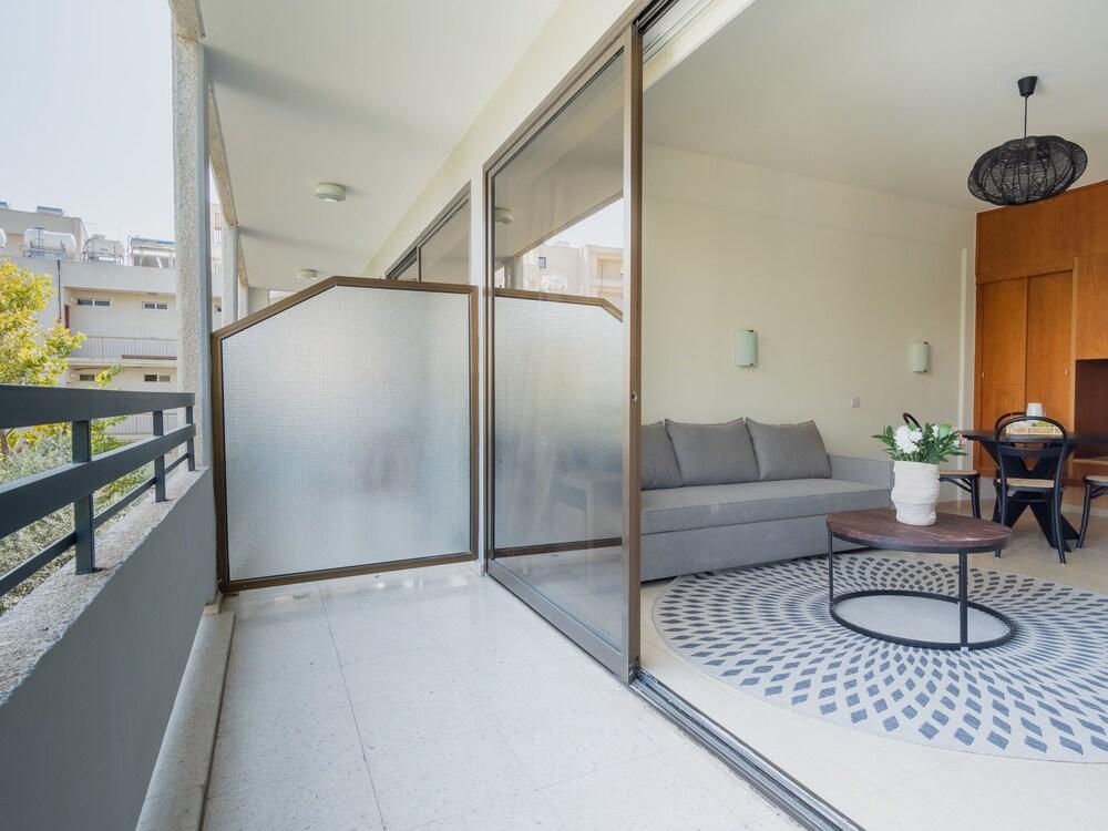 1 Bedroom Apartment With Balcony and Garden-view