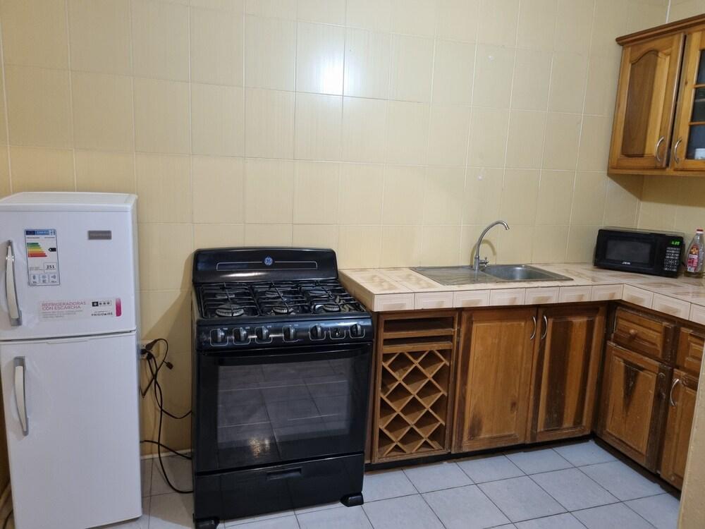 Csompo Empire one bedroom apt