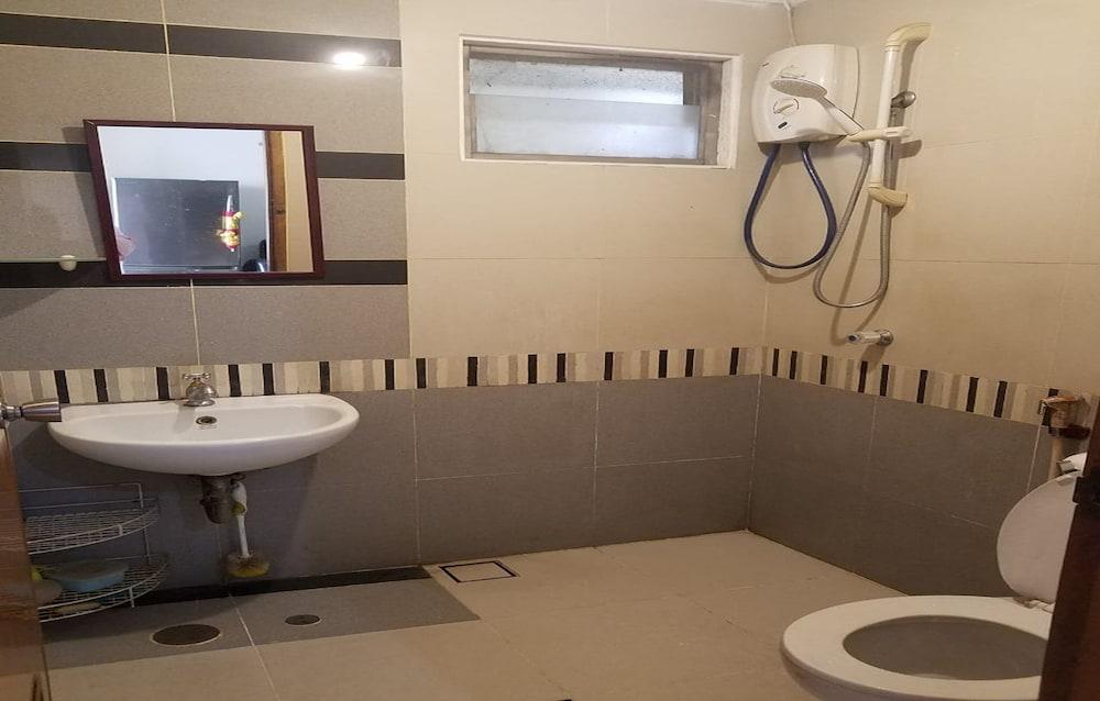 Permata Surya Apartment By Guardian Pro