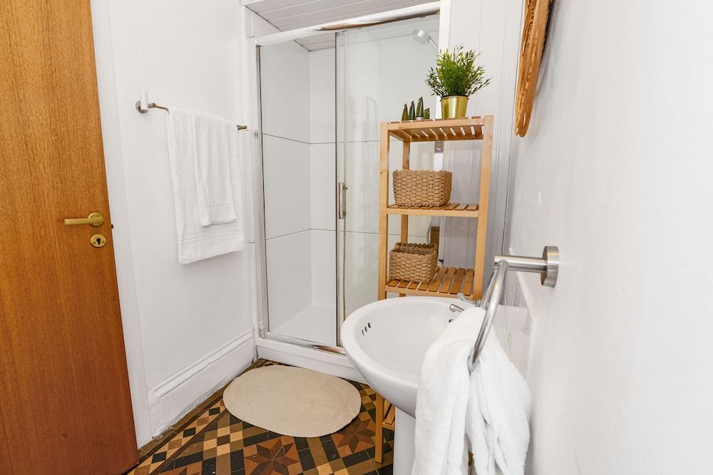 All Saints Apartment