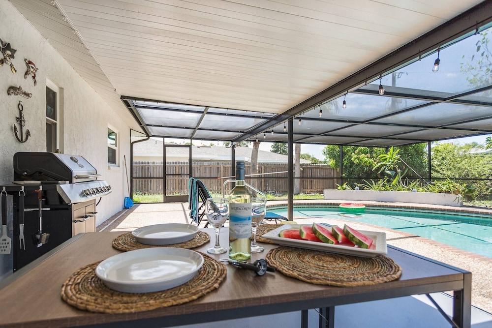 Playful Dolphins Pool Home