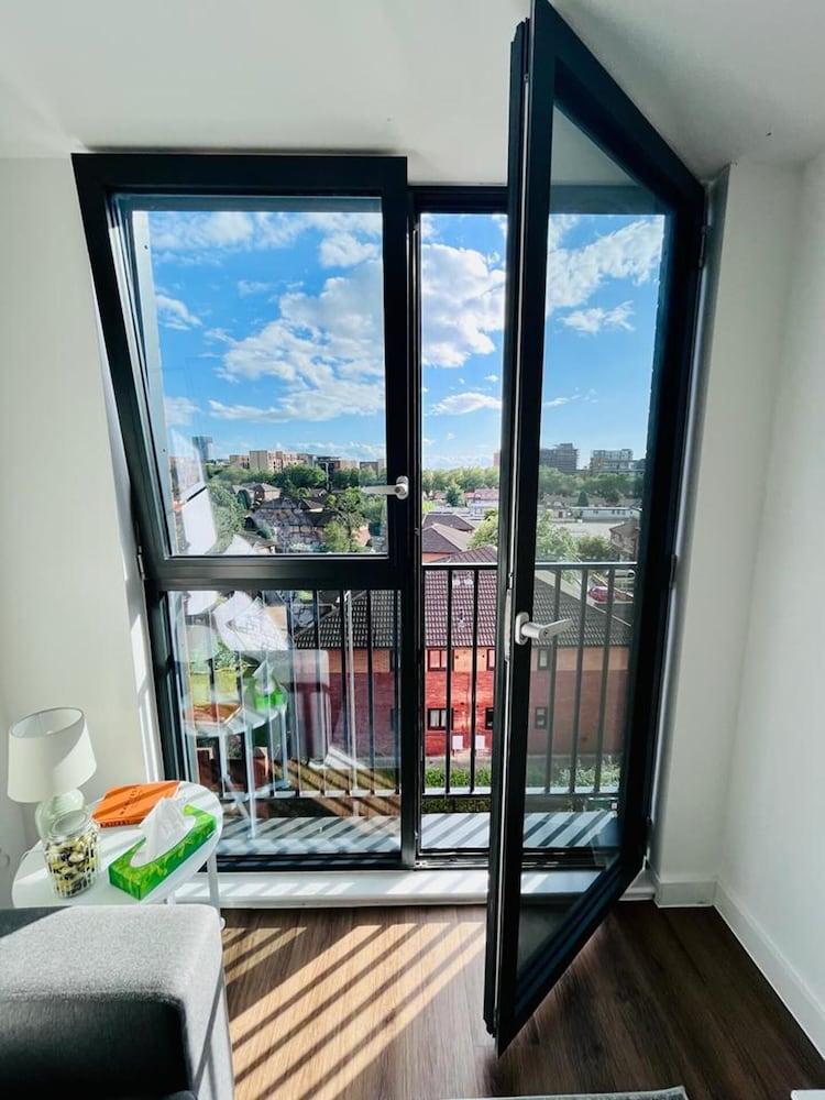 Cosy Studio Apartment - Chavasse Apartments