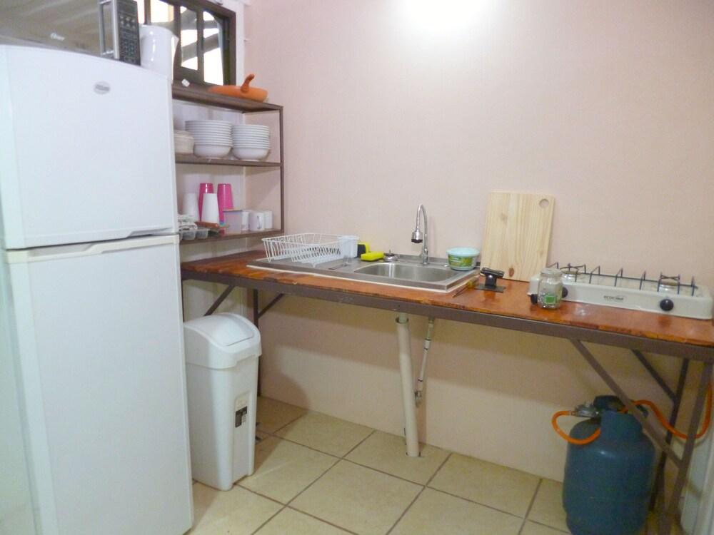 Costa Rica Eco-container Hotel