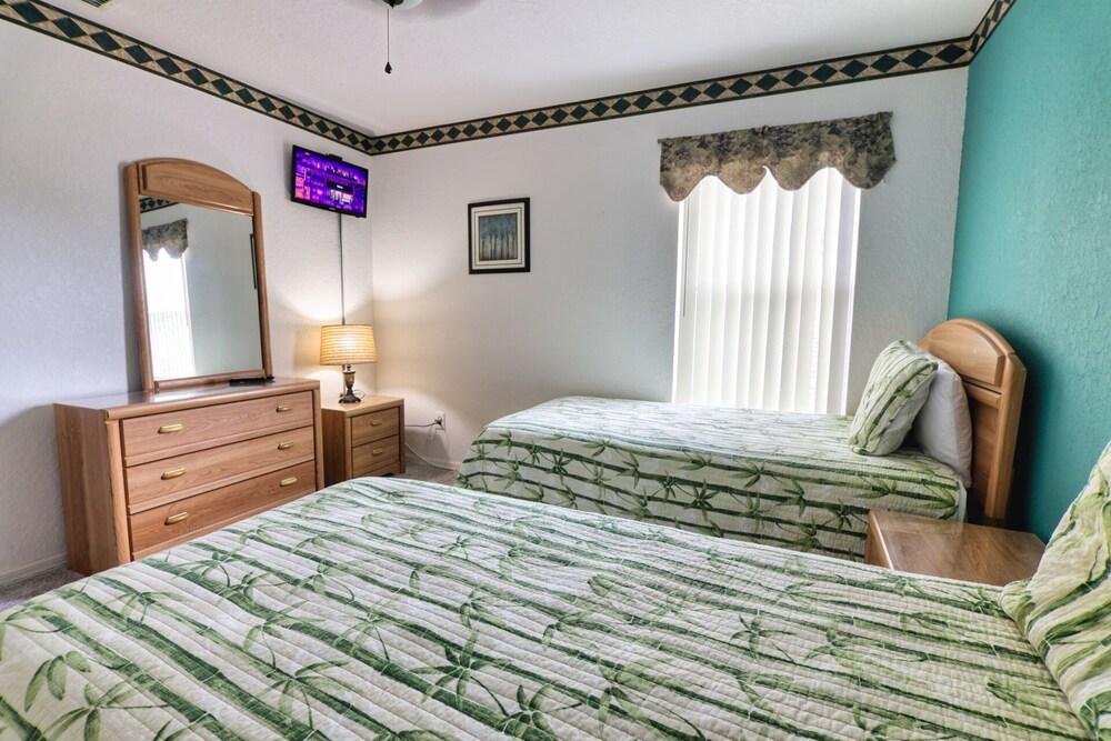 Ian's Serene Golf View Abode at Highlands Reserve