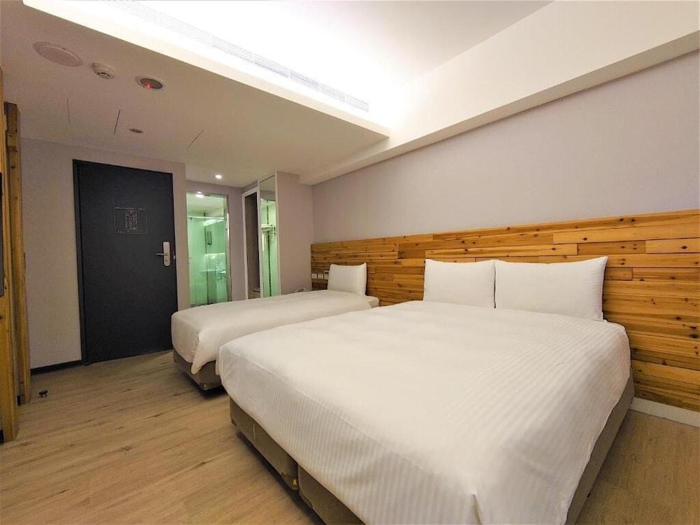 HUB HOTEL XIMEN XINING INN