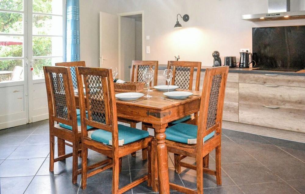 Chateau de Grenier Gite