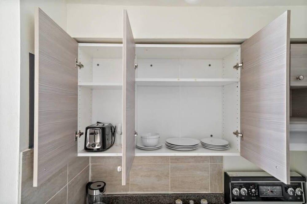 Newly Renovate Studio-2 Blocks From Place des Arts