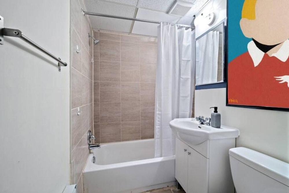 Newly Renovate Studio-2 Blocks From Place des Arts