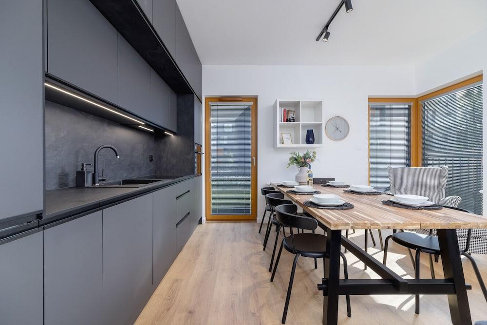 Apartment Rakowicka by Renters Prestige