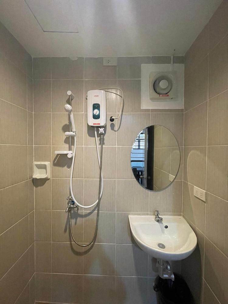 Star DeMakati Transient Inn