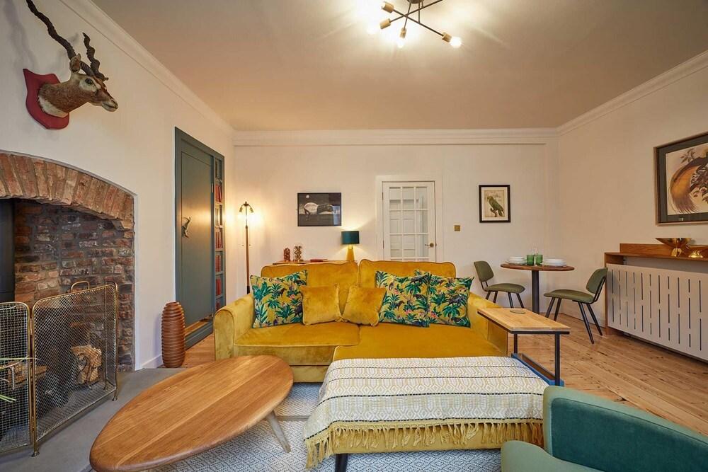 Host Stay The Jungle Nook