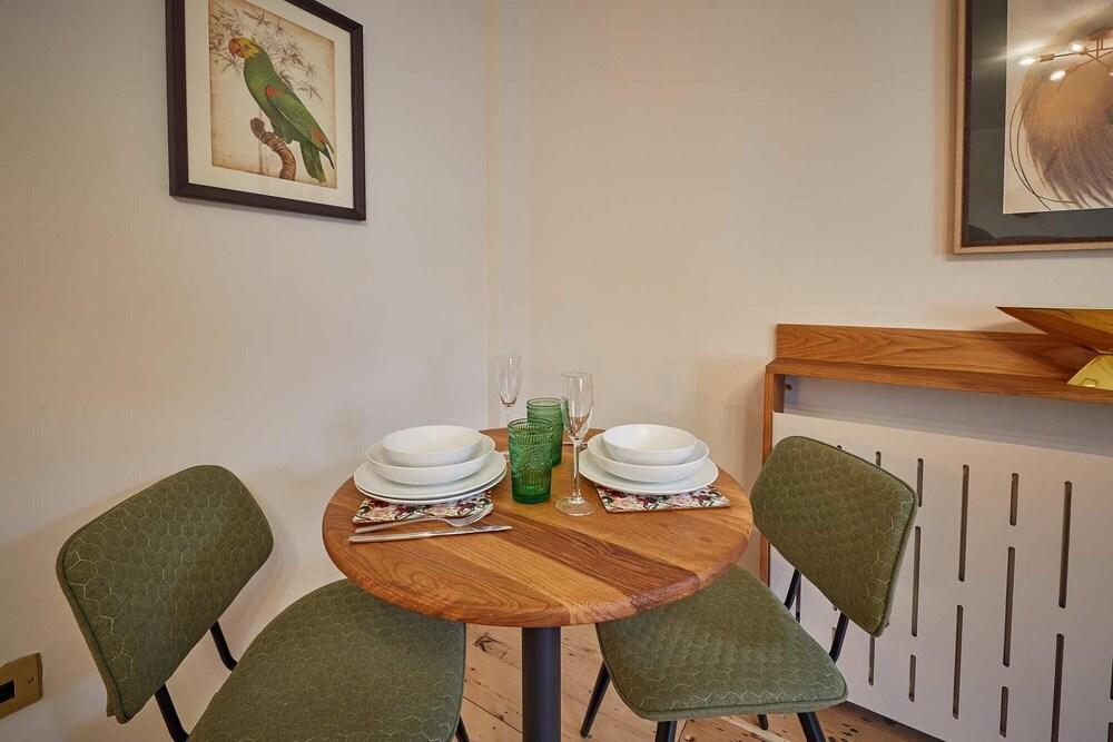 Host Stay The Jungle Nook