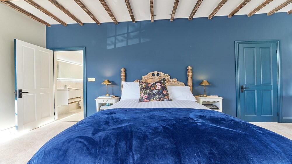 Host Stay The Old Workhouse