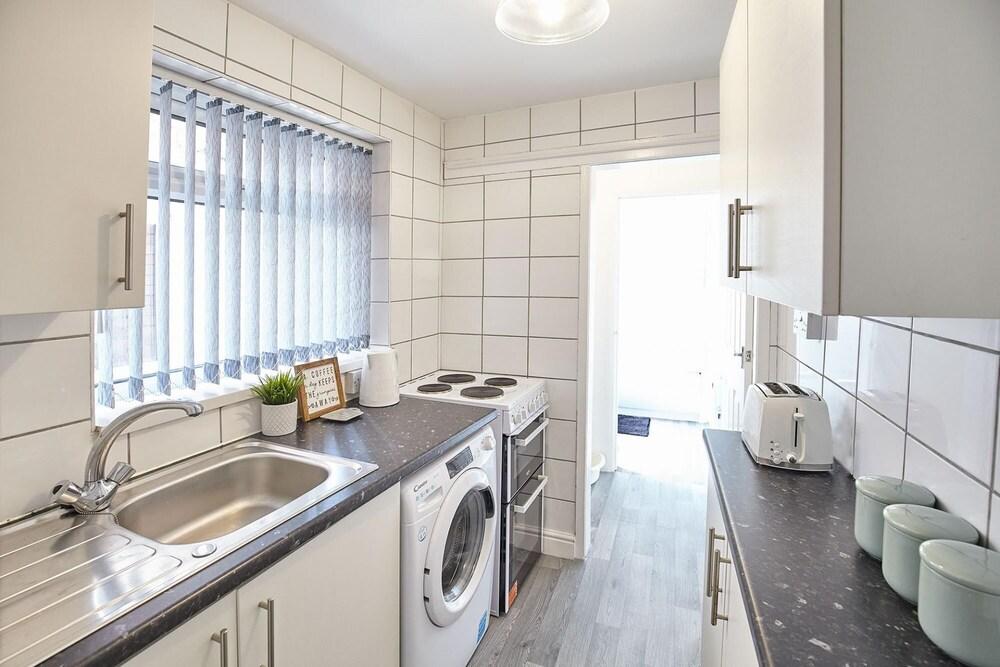 Host Stay The Charltons