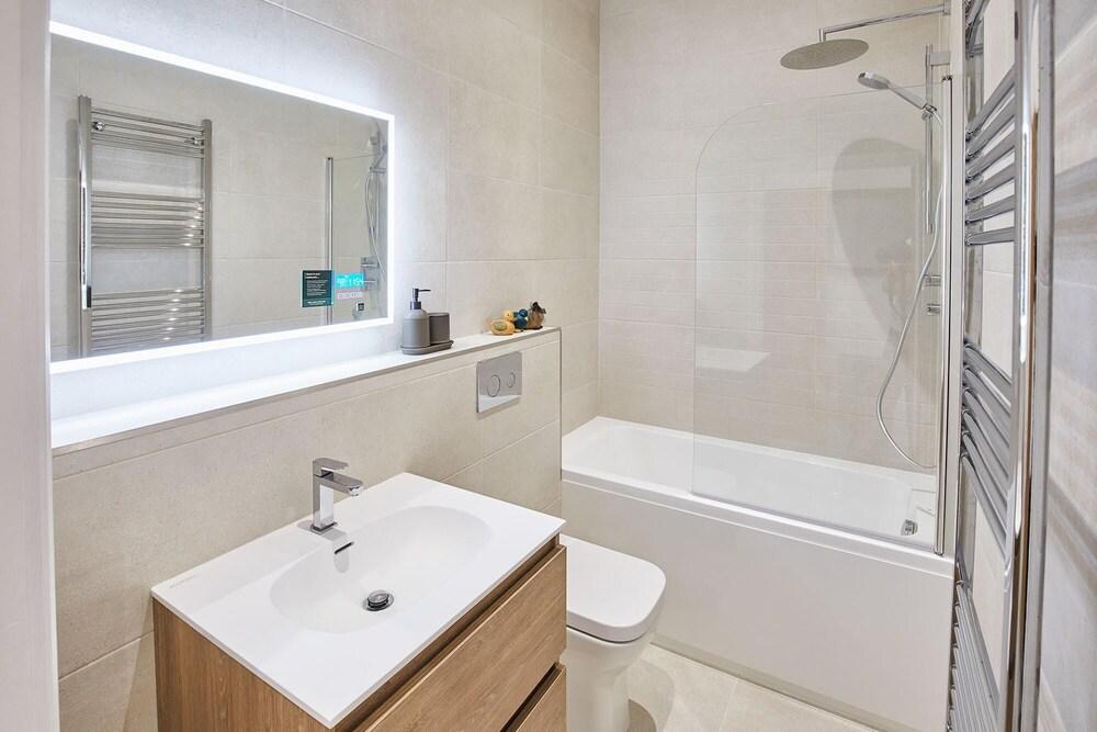 Host Stay The Connell