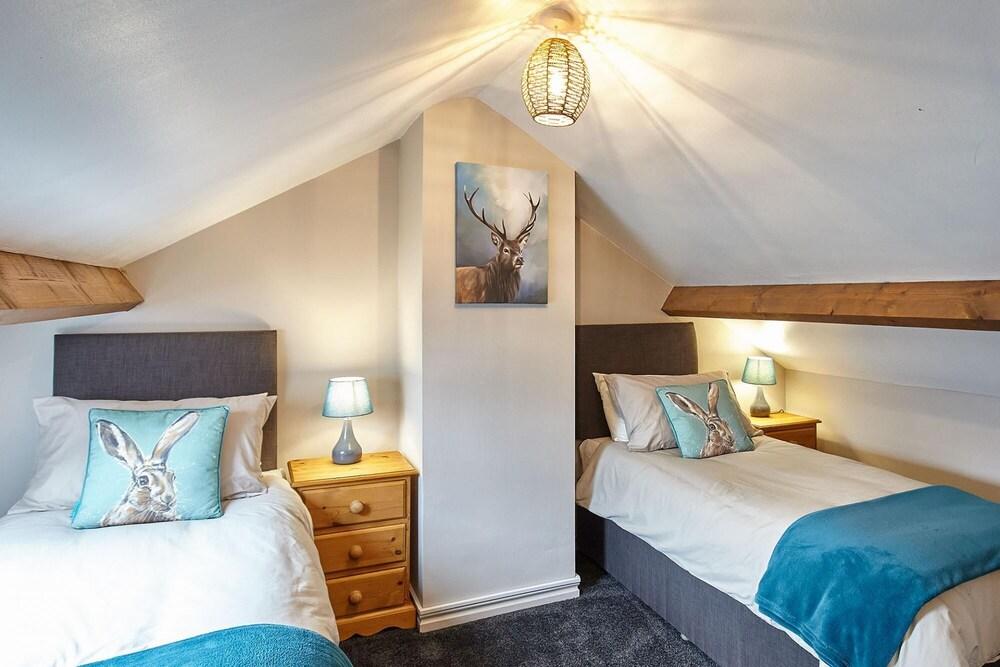 Host Stay The Hayloft