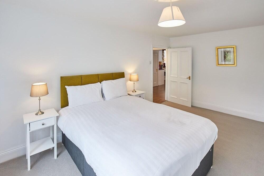 Host Stay The Duck Pond