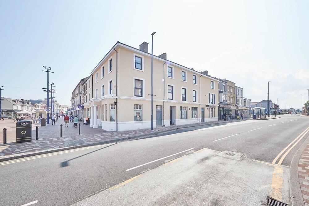 Host Stay Room 8 Clarendon