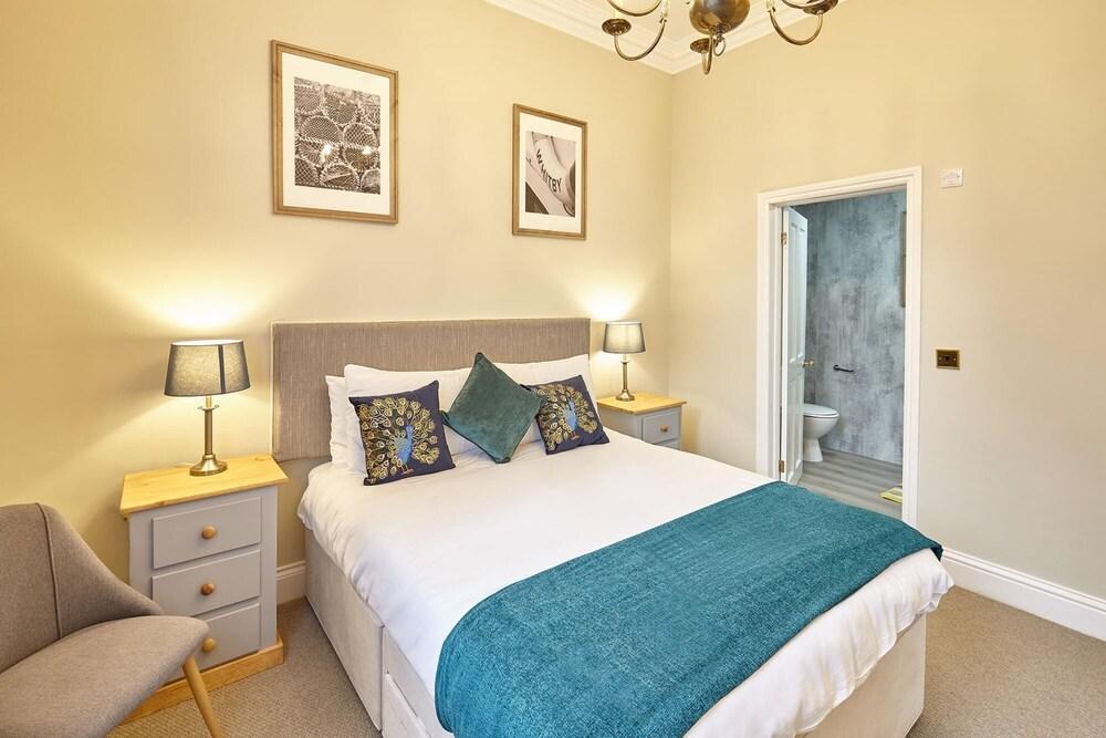 Host Stay The Old Chapel