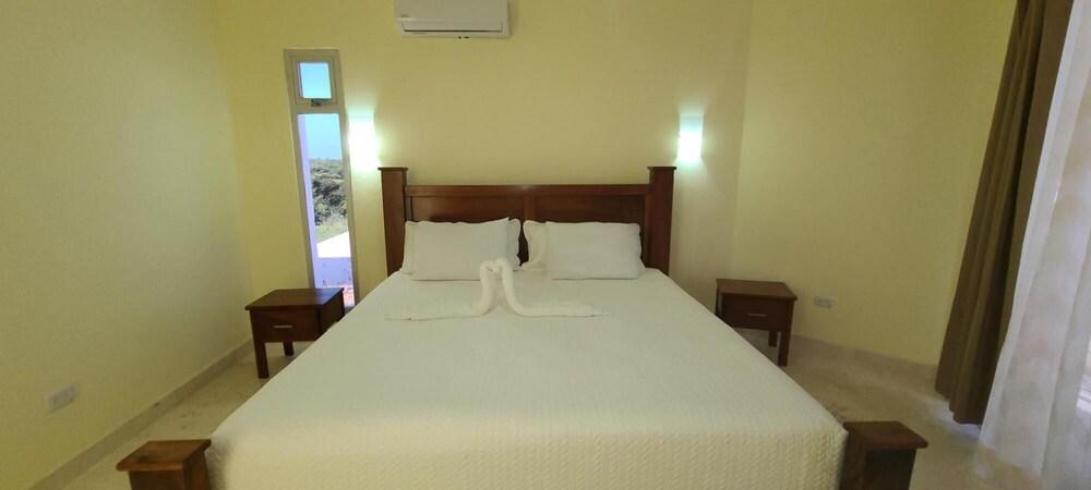 Luxurious Villa w Unique Amenities