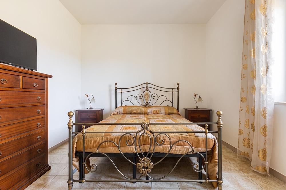 2845 Trulli Carvaloo by Barbarhouse