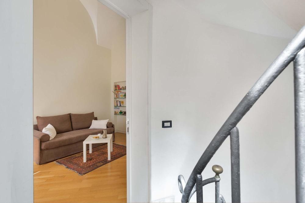 2846 Barocco Dream by Barbarhouse