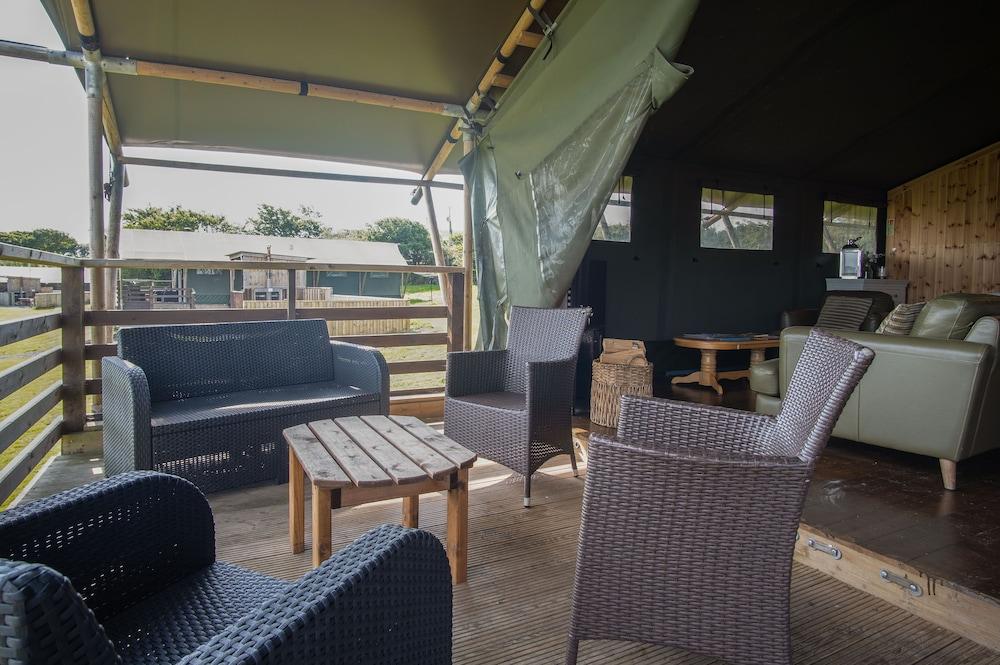 Three Cliffs Glamping Tent - Llangennith