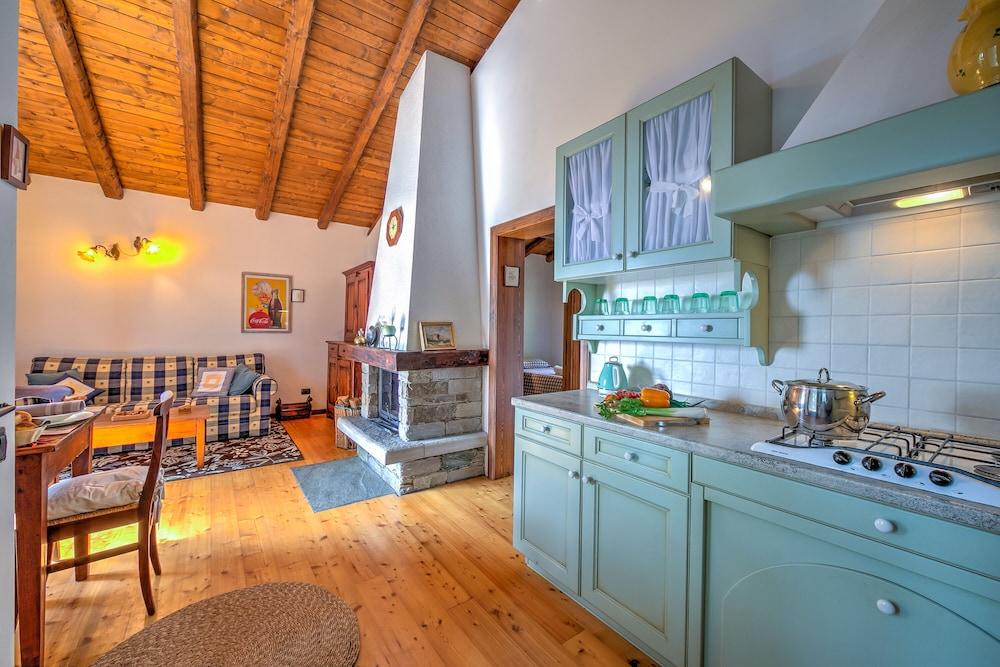 Magic Woodland Escape Lake View