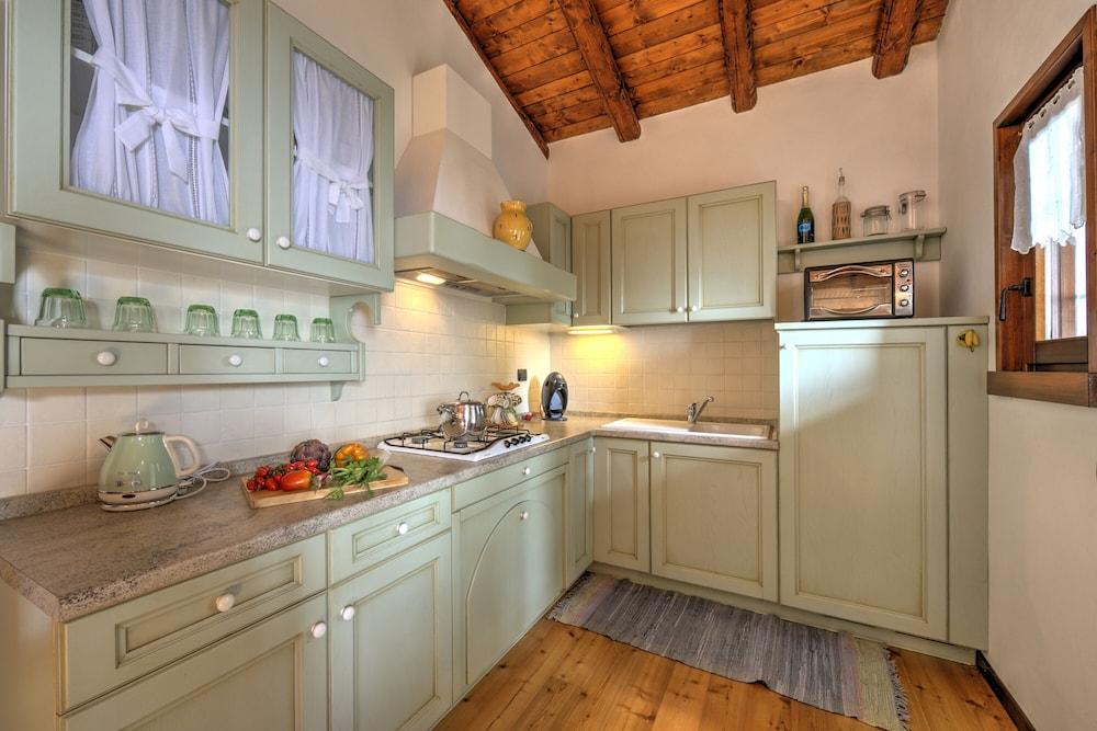 Magic Woodland Escape Lake View