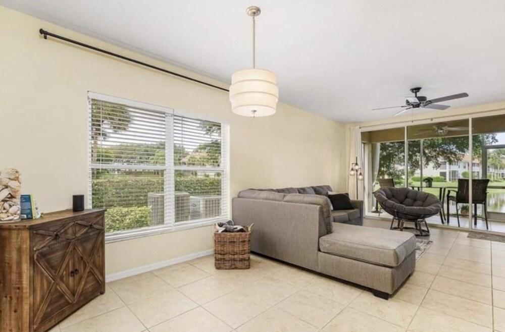 Carlton Lakes Cedar Springs 101