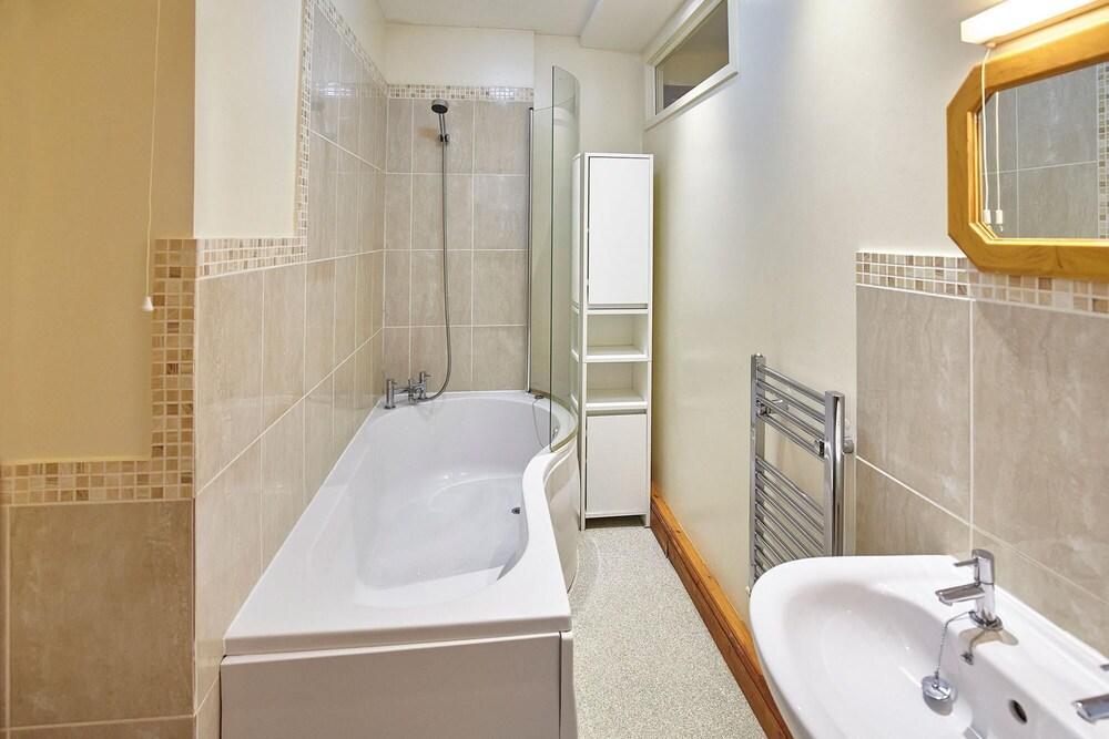 Host Stay The Arches Cottage