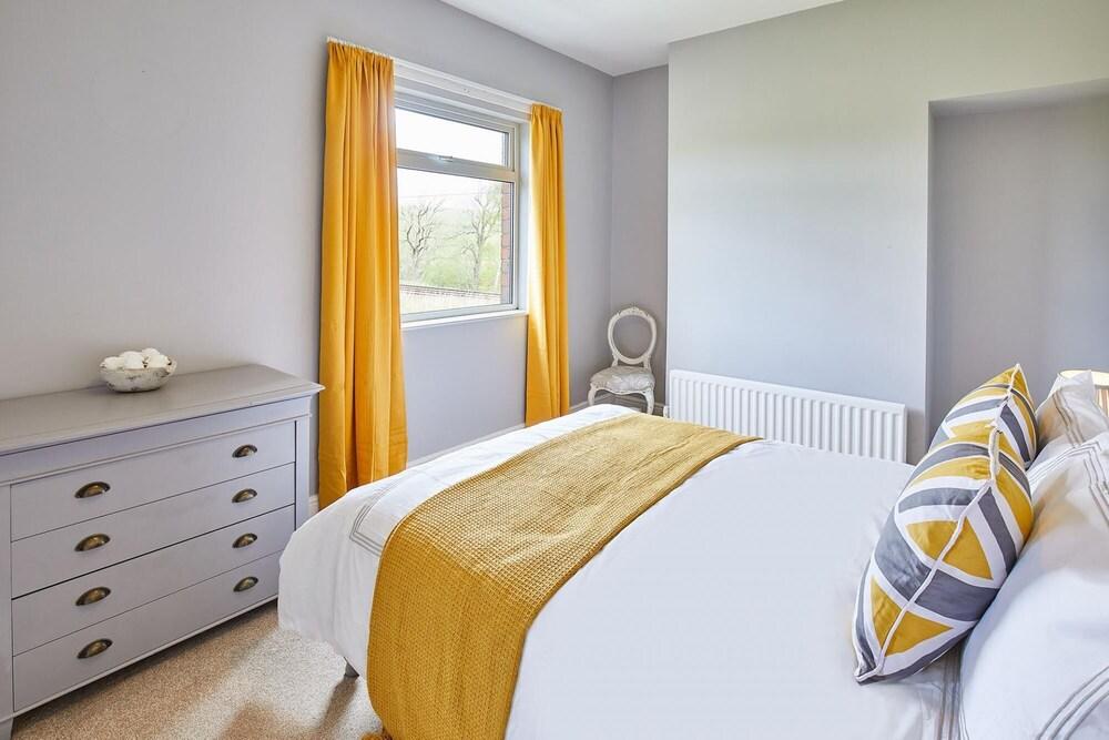 Host Stay Ramblers Rest Cottage