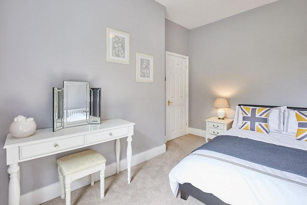 Host Stay Ramblers Rest Cottage