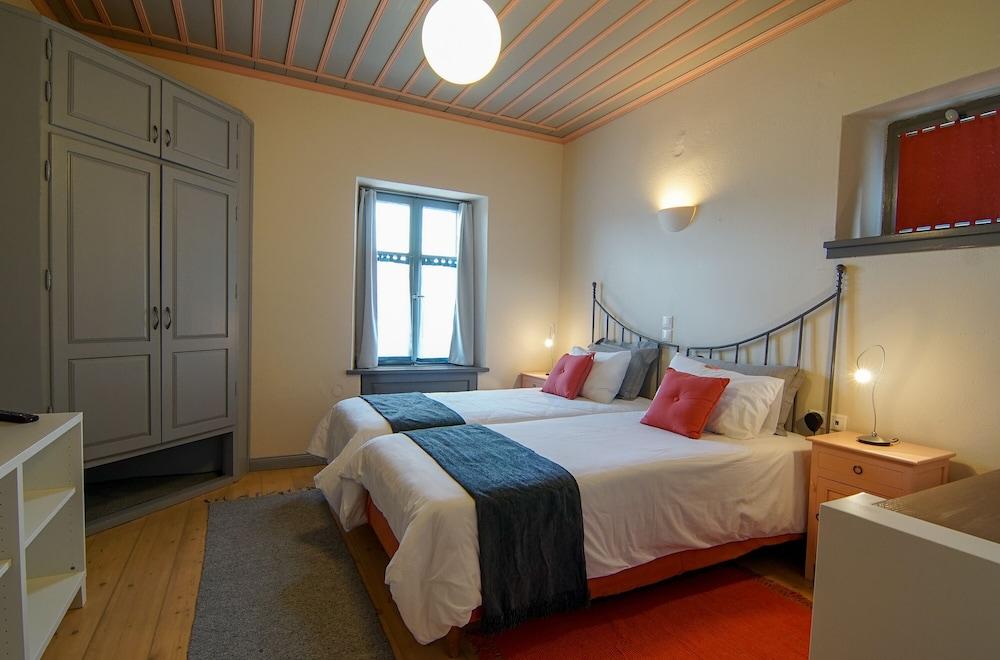 KIRIAKI GUESTHOUSE & SUITES