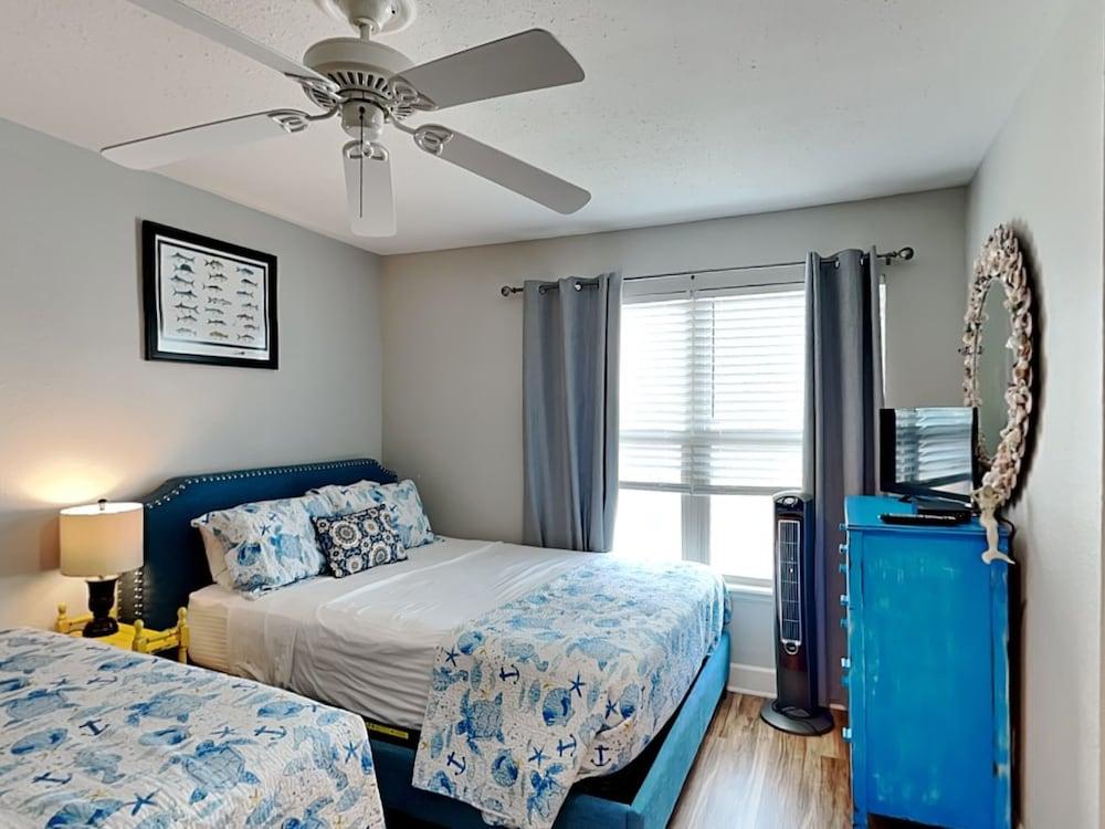 Bay House Condos by Miss Kitty’s