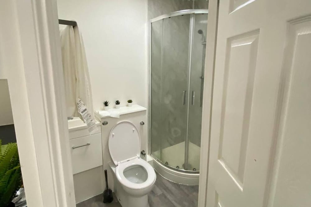 Impeccable Studio Apartment in West London