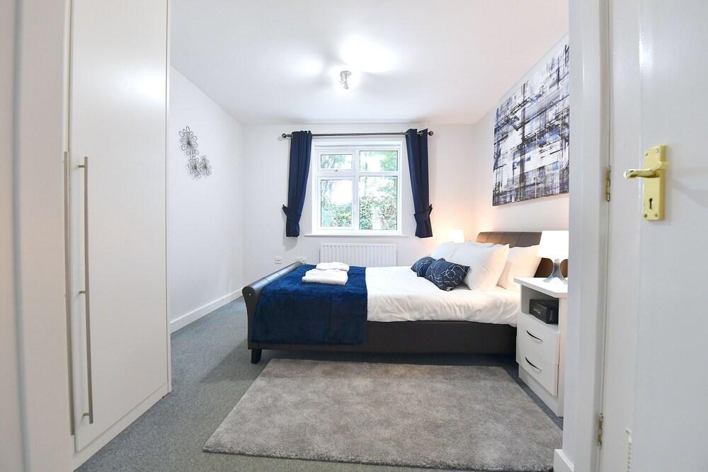 Clapham Junction - 2 Bedroom Apartment