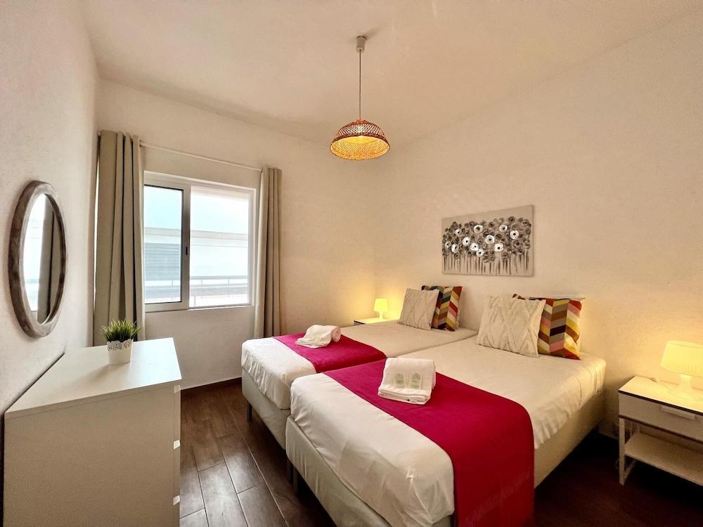 Vilamoura Central 4 With Pool by Homing