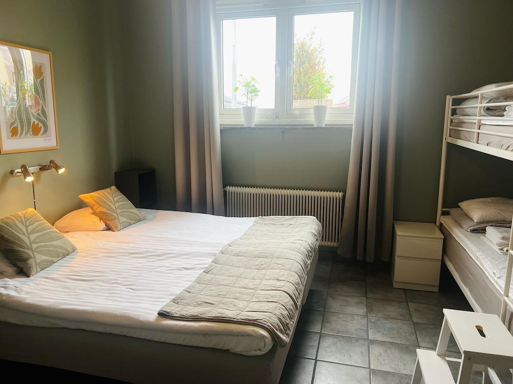 Aurora Bed & Breakfast