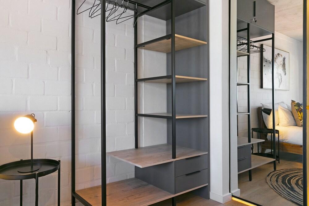 The Ivory 303 by HostAgents