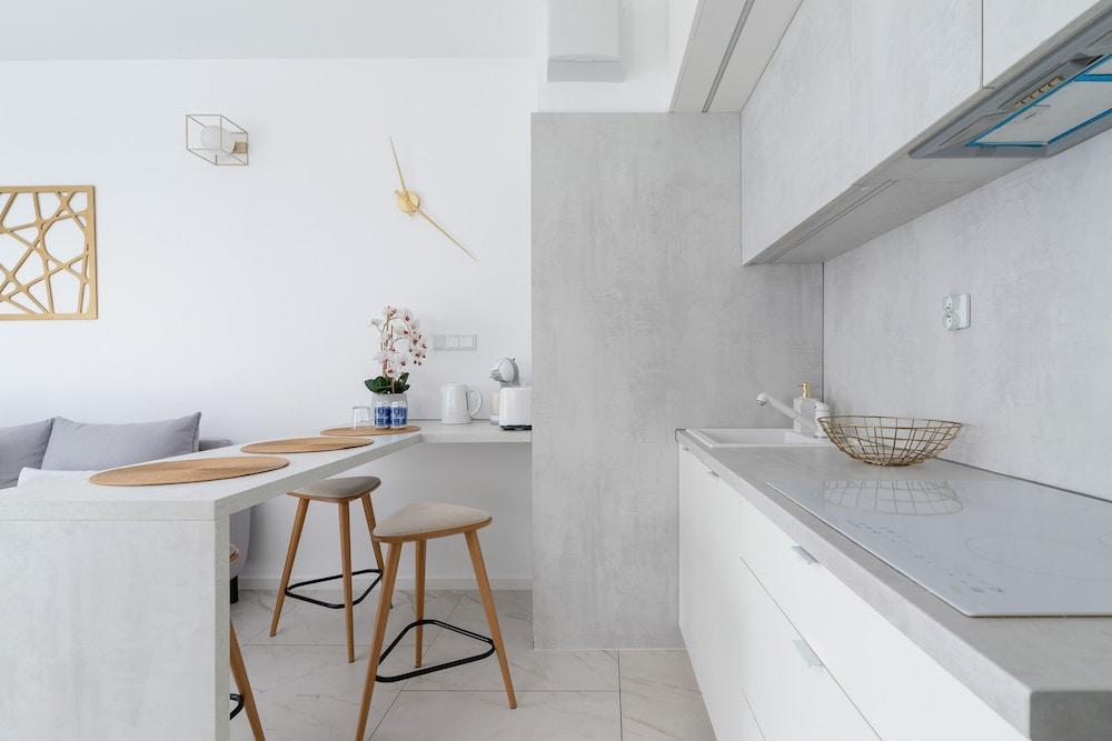 Kraków Rakowicka by Renters Prestige