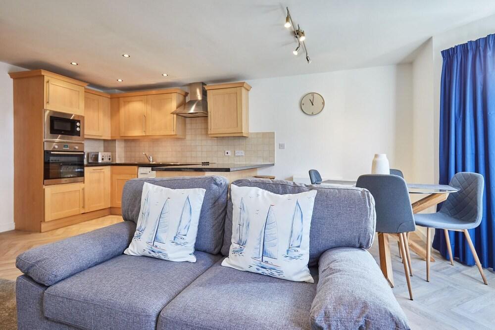 Host Stay Apartment 6 Royal Sands