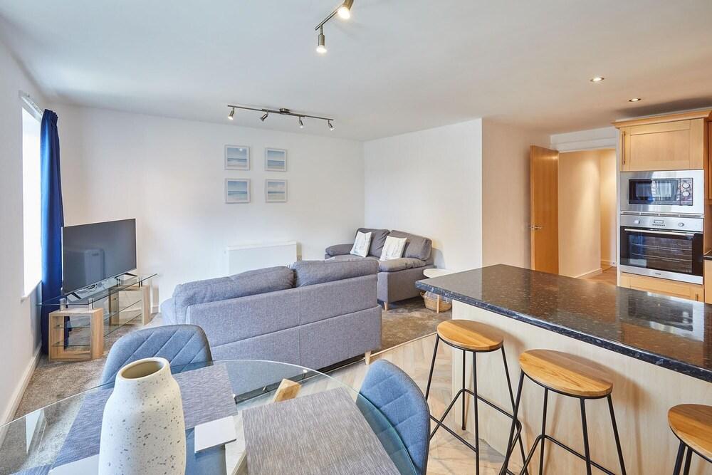 Host Stay Apartment 6 Royal Sands