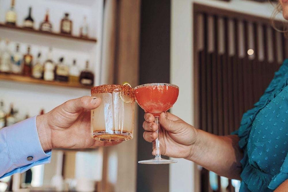 Element Reno Experience District