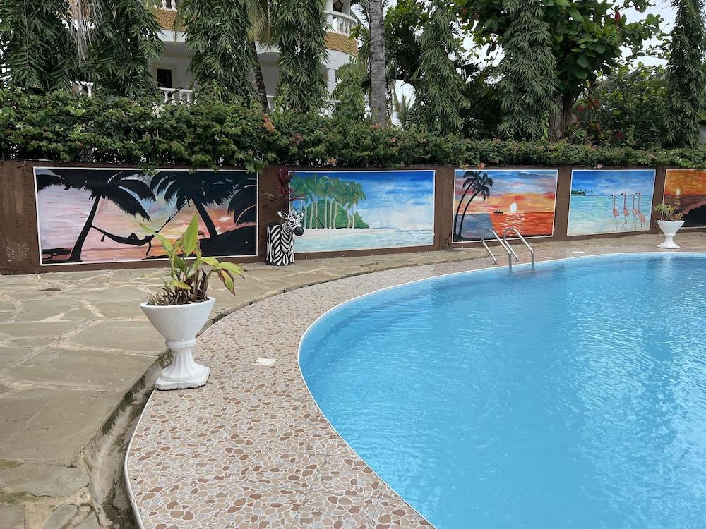 Charming and Remarkable15-bed Villa in Diani Beach