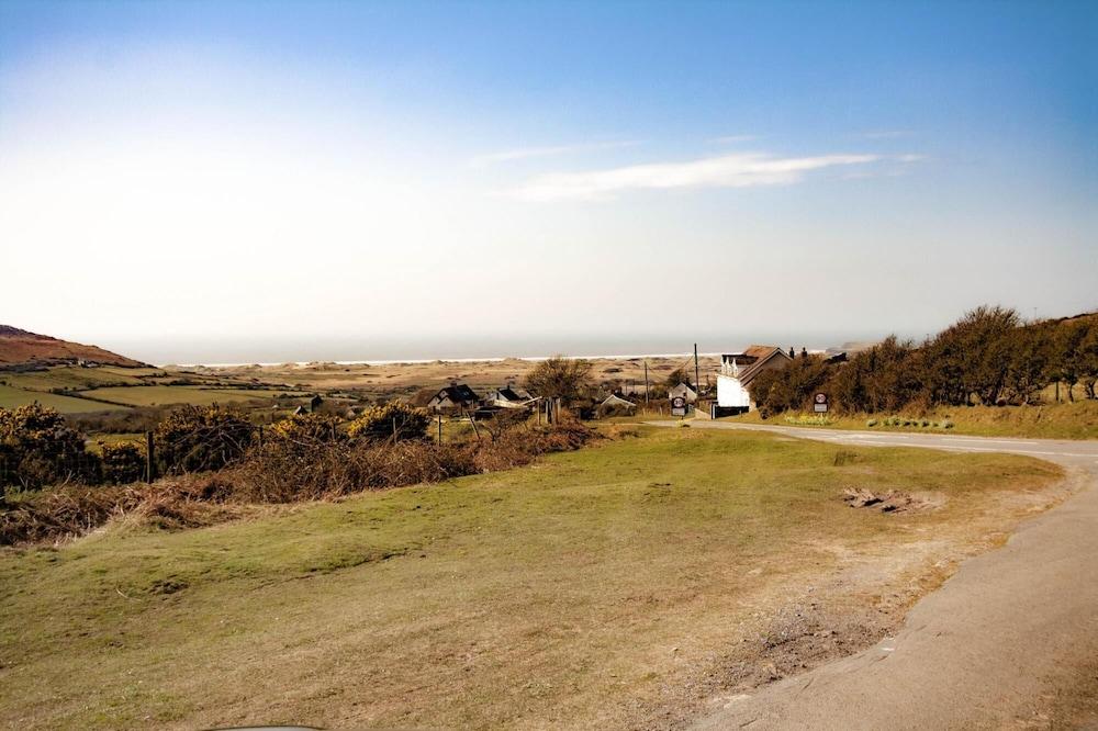 The Chaffhouse - 4 Bedroom - Llangenith