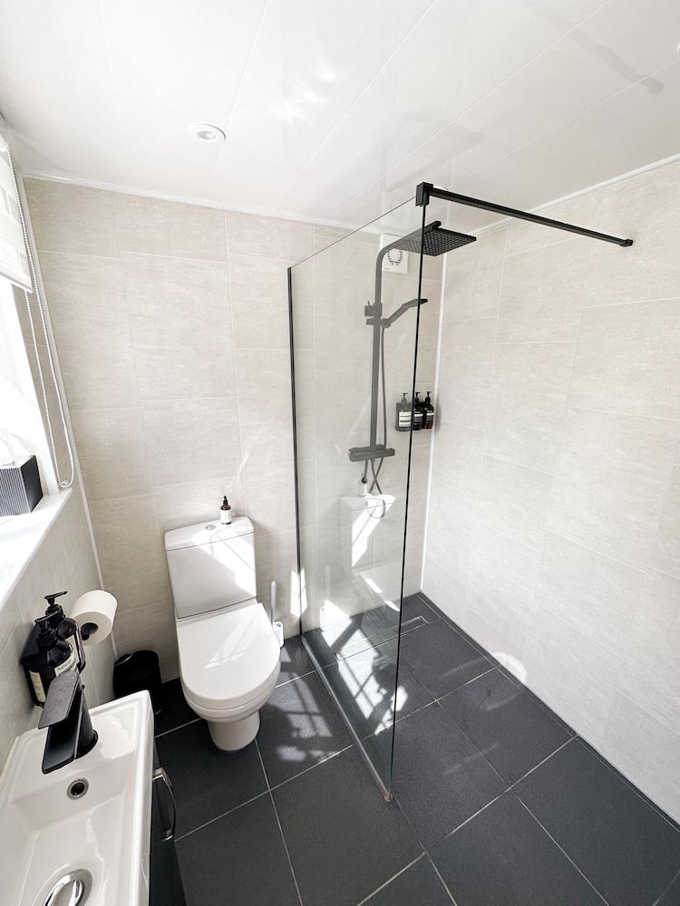 Seaside Cabin Retreat in Hayling Island