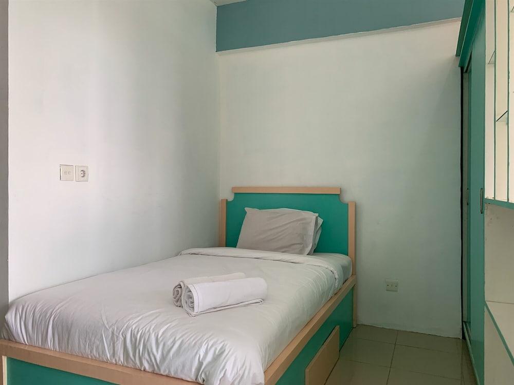 Cozy Studio At Park View Condominium Apartment