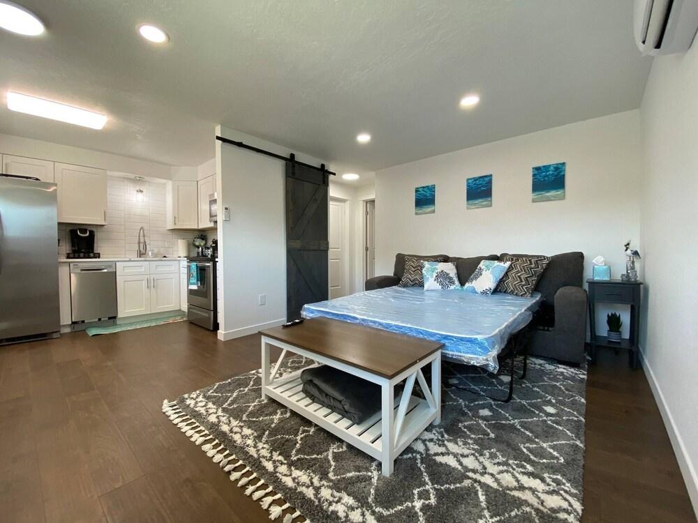 Upstairs Valley Beach Escape Apartment