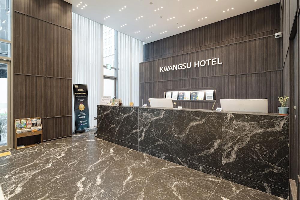 Kwangsu Hotel